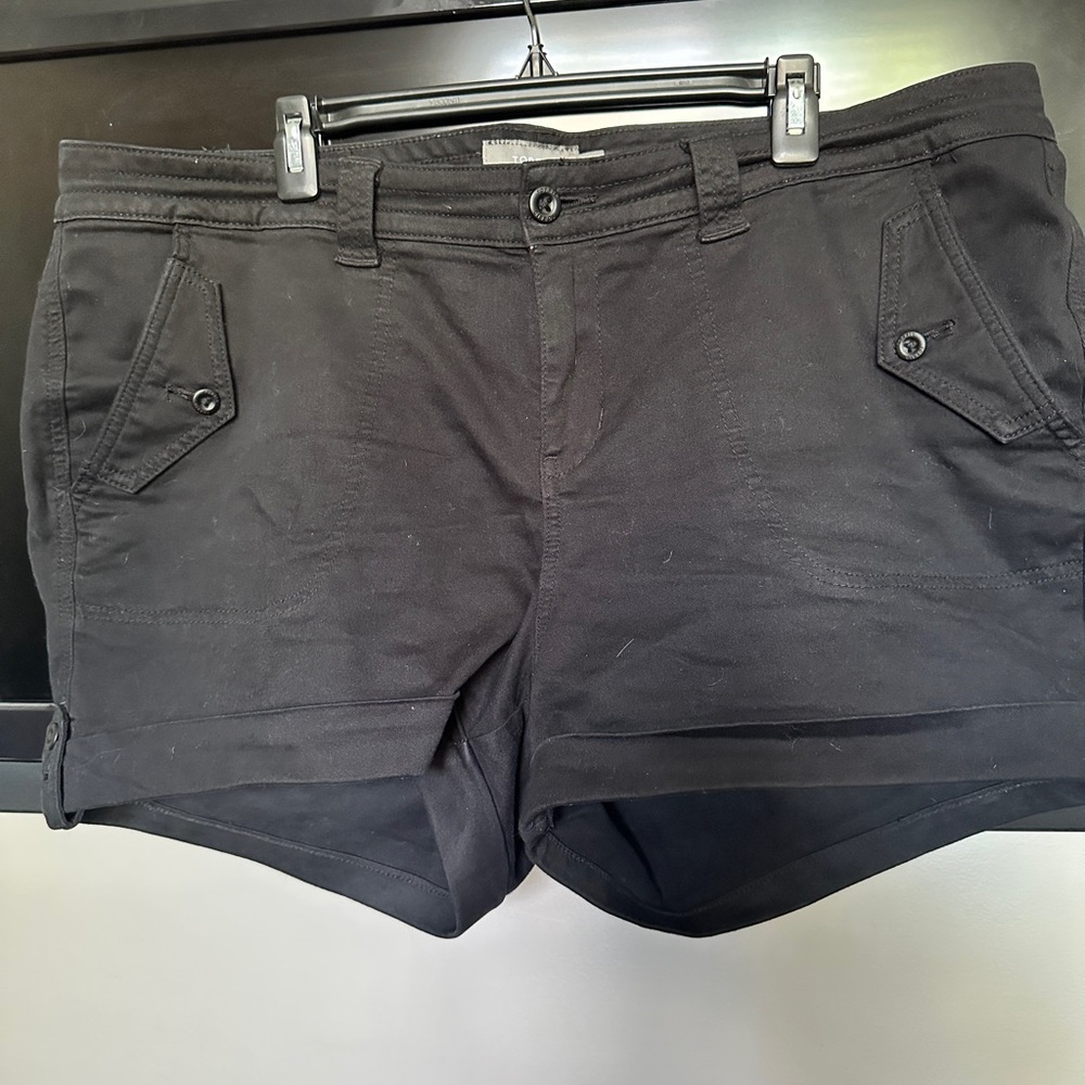 Torrid Black Cargo Shorts